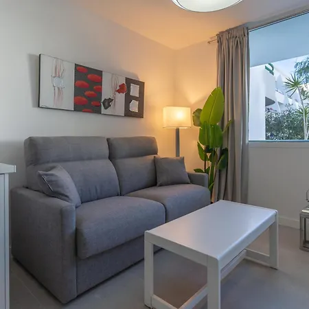 Go2tenerife Apart'jara Pool View & At 5 Min Apartament Playa de las Americas (Tenerife)