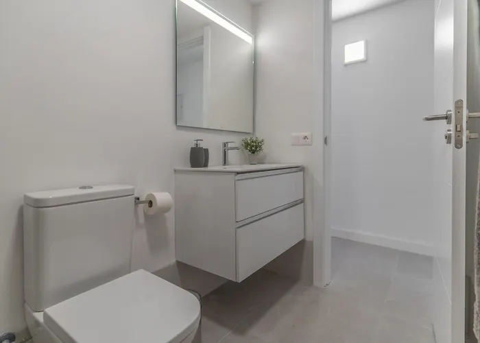 Go2tenerife Apart'jara Pool View & At 5 Min Playa de las Americas (Tenerife)